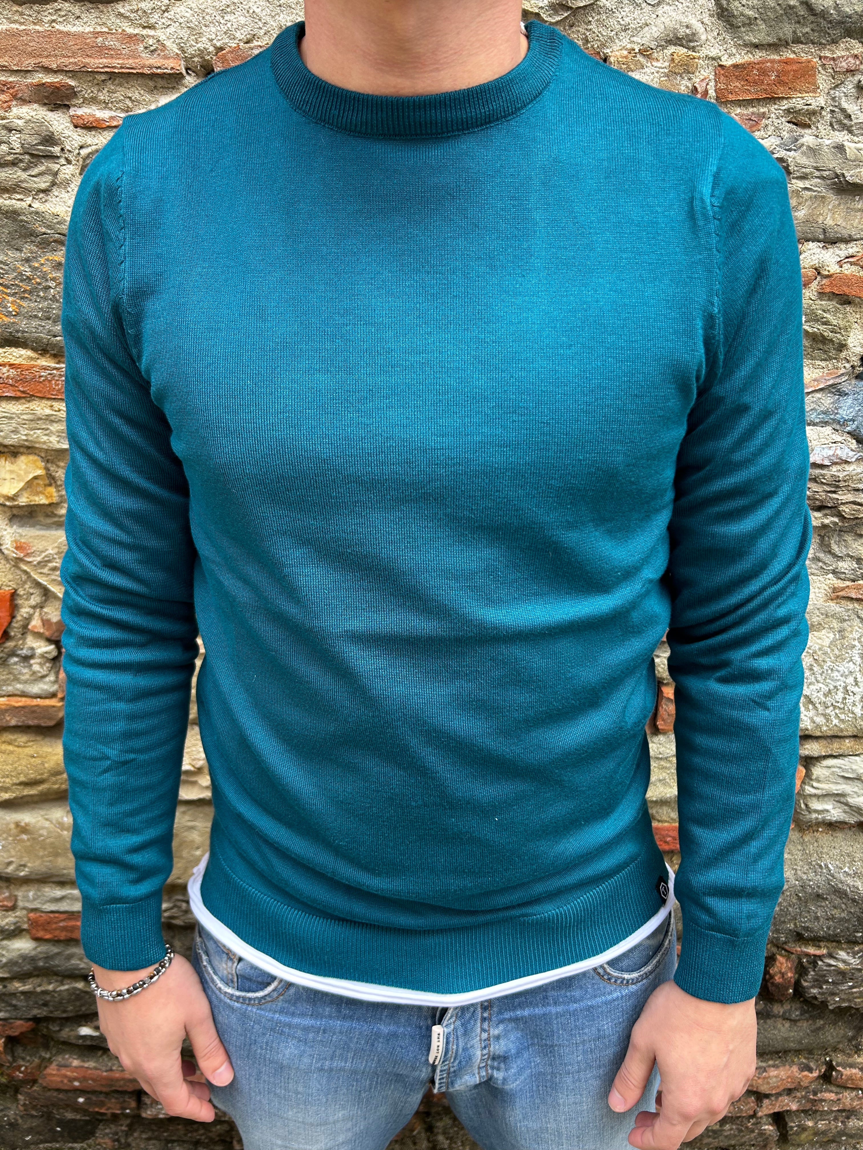 MAGLIONE TELAMIRA PETROLIO RTM02